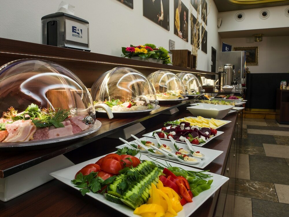 Фото Ea Hotel Rokoko