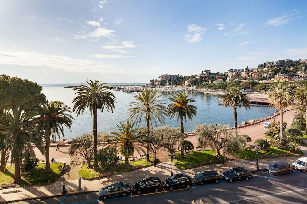 Фото Hotel Vesuvio