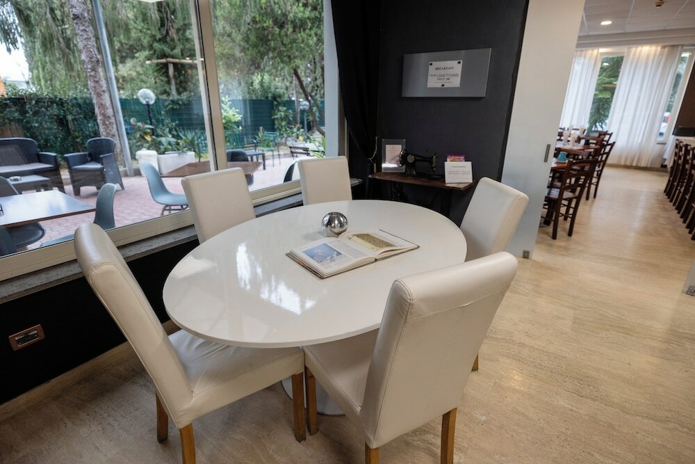 Фото Hotel Scheppers Rome