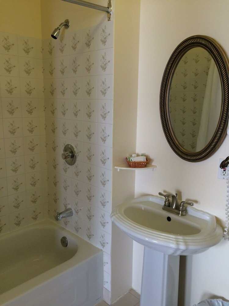 Фото Auberge Montebello