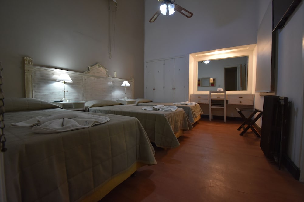 Фото Plaza Hotel