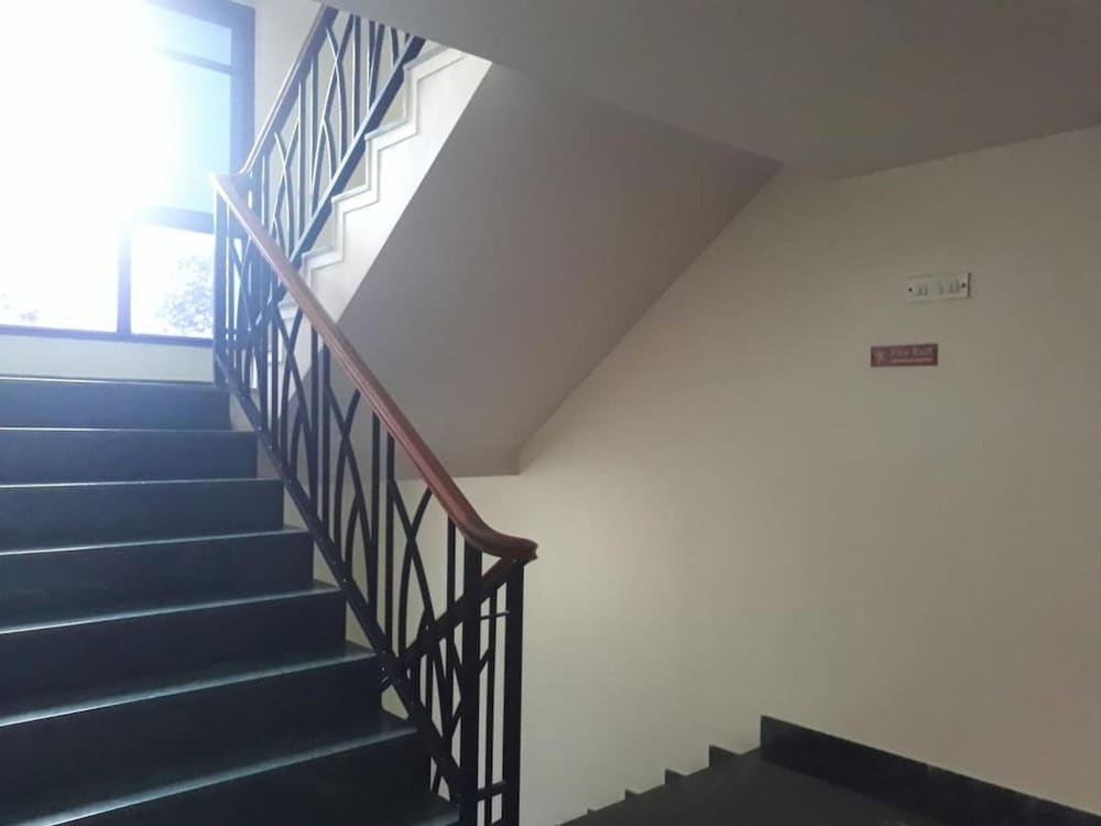 Фото Hotel Samrat