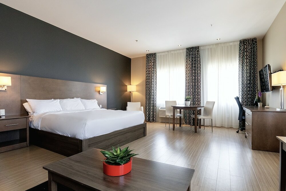 Фото Imperia Hotel & Suites Terrebonne