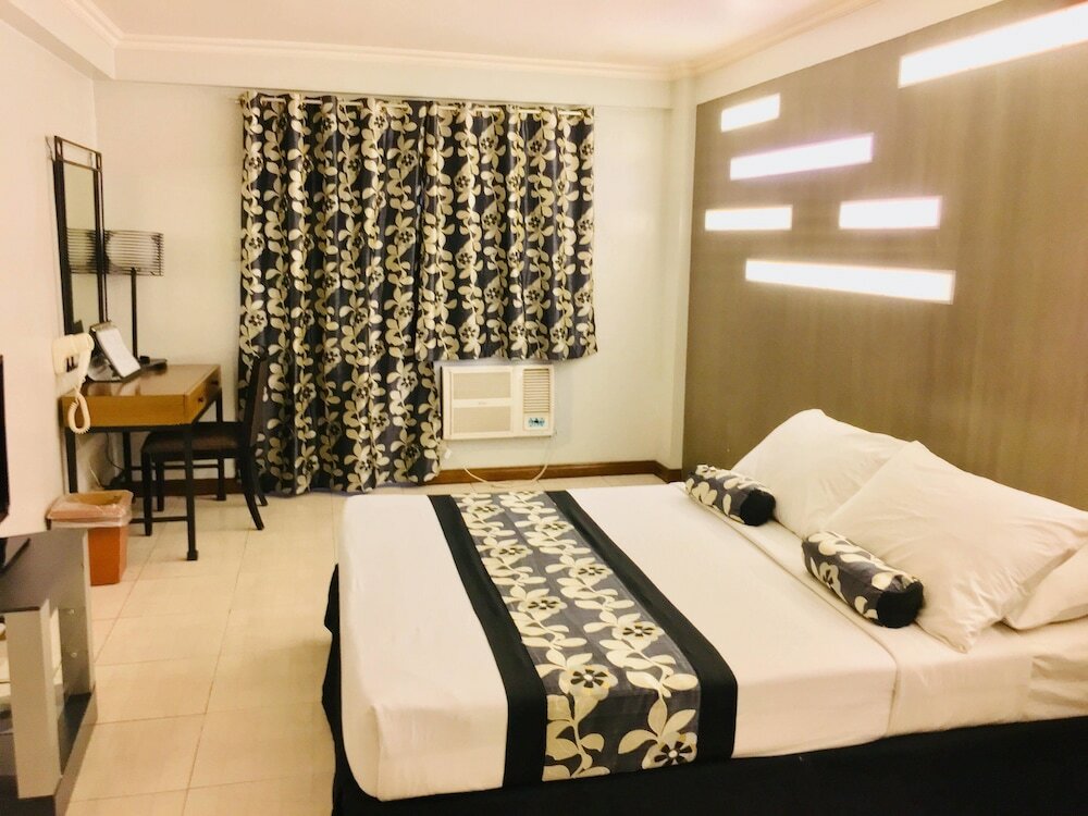 Фото Jupiter Suites