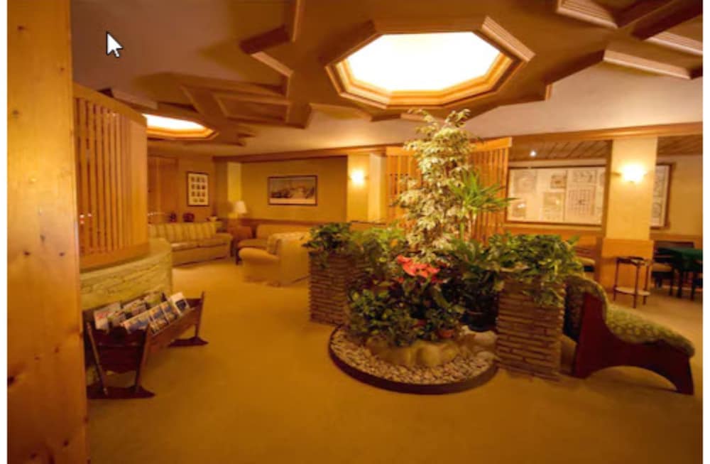 Фото Hotel Pavillon