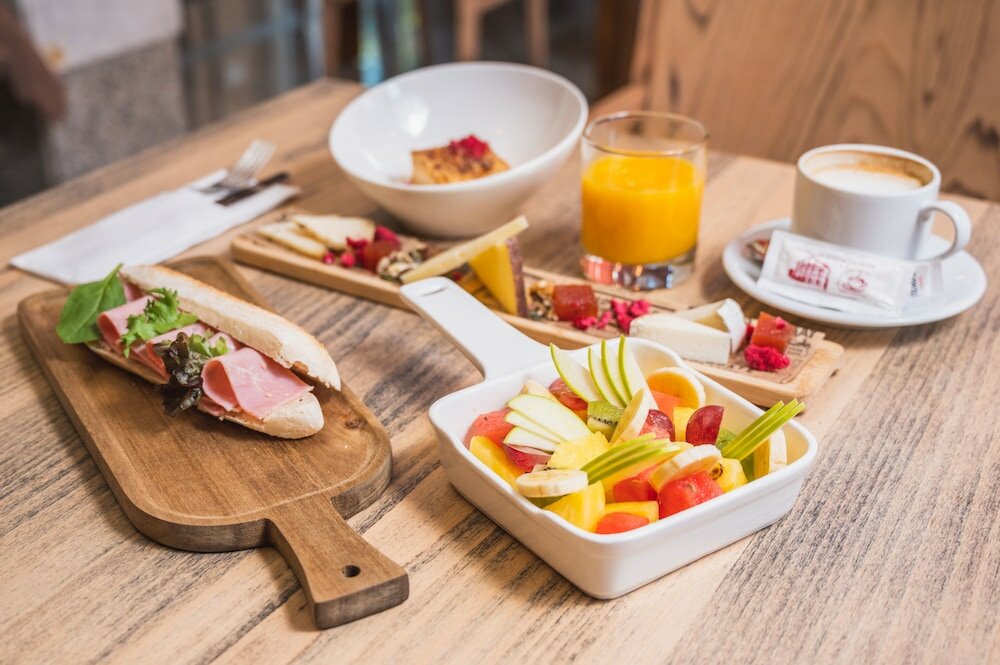 Фото Hotel San Juan de los Reyes