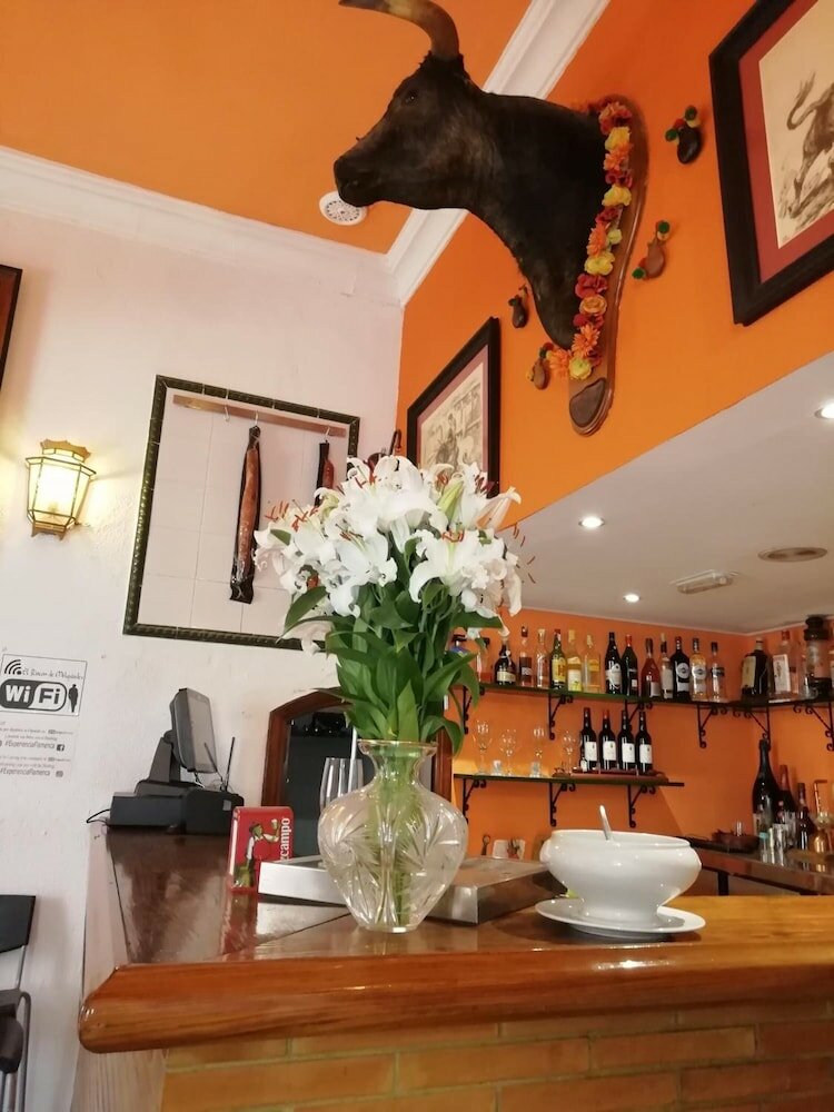 Фото Hostal Sierpes