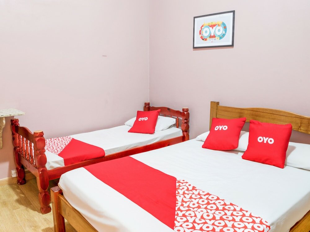 Фото Oyo Hotel Lindoia, Petropolis