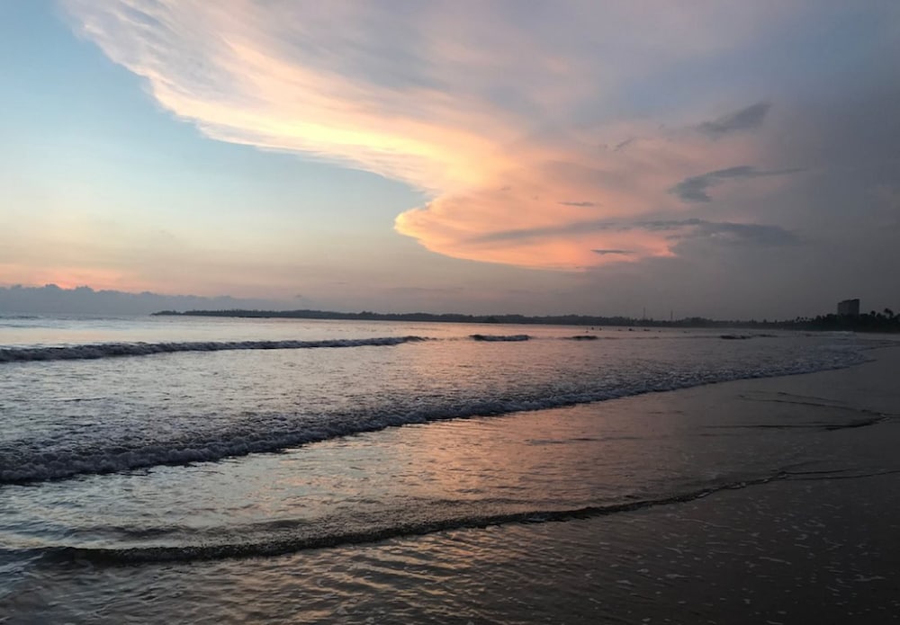 Фото Twenty-Two Weligambay