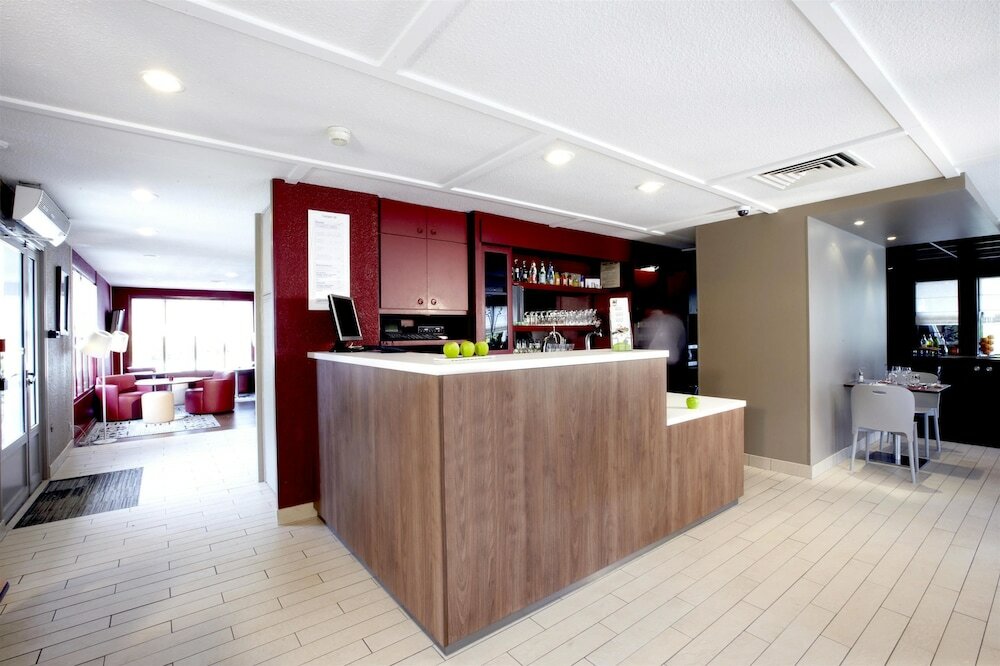 Фото Campanile Grenoble Nord – Saint-Égrève