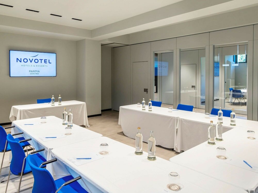 Фото Novotel Parma Centro