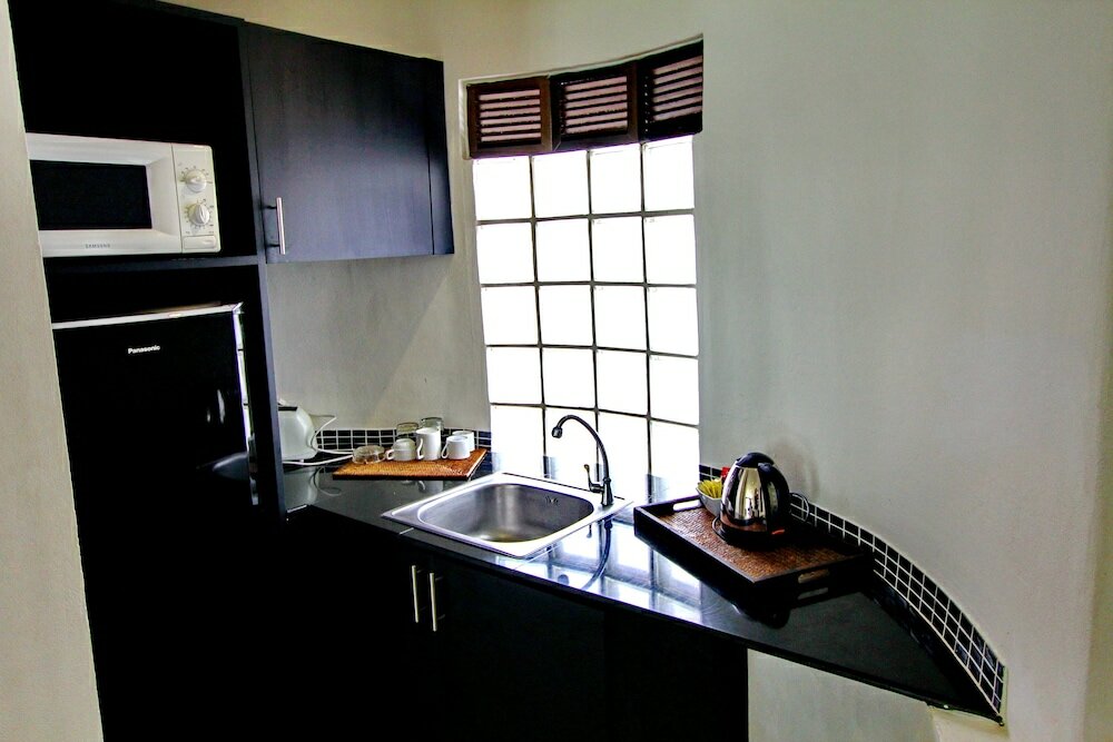 Фото East Suites