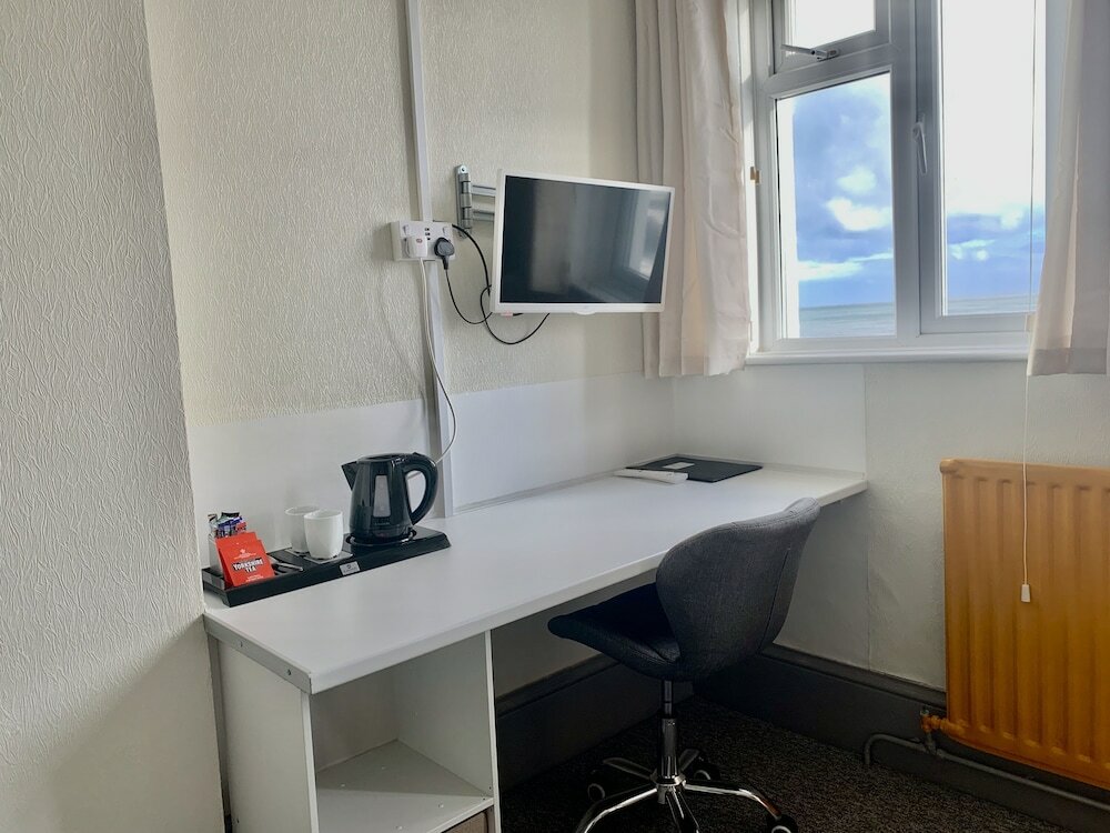 Фото The Waterfront Inn