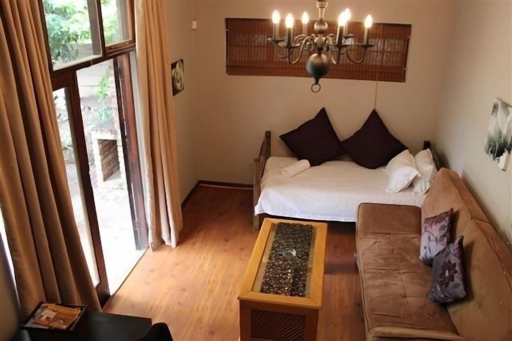 Фото Palm Tree Manor