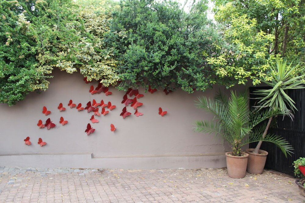 Фото Cottonwood Guesthouse