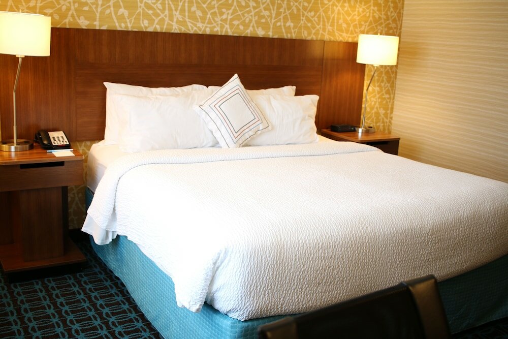 Фото Fairfield Inn & Suites Dallas Plano North