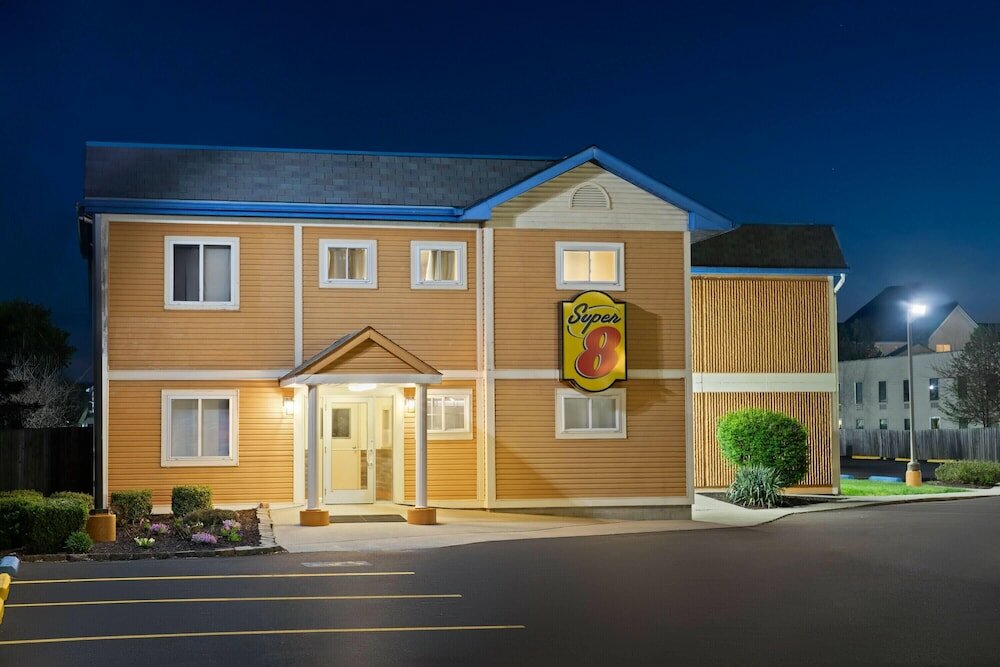 Фото Super 8 by Wyndham Columbus