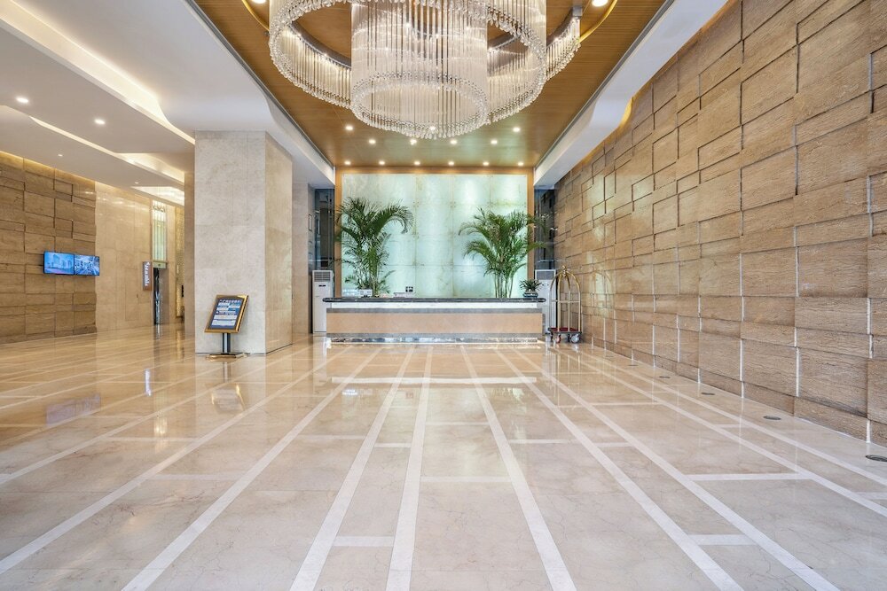 Фото Guangzhou Pearl River International Hotel