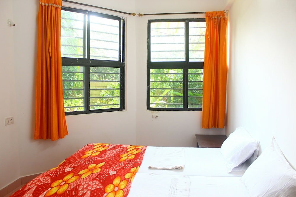 Фото Poonam Village Resort