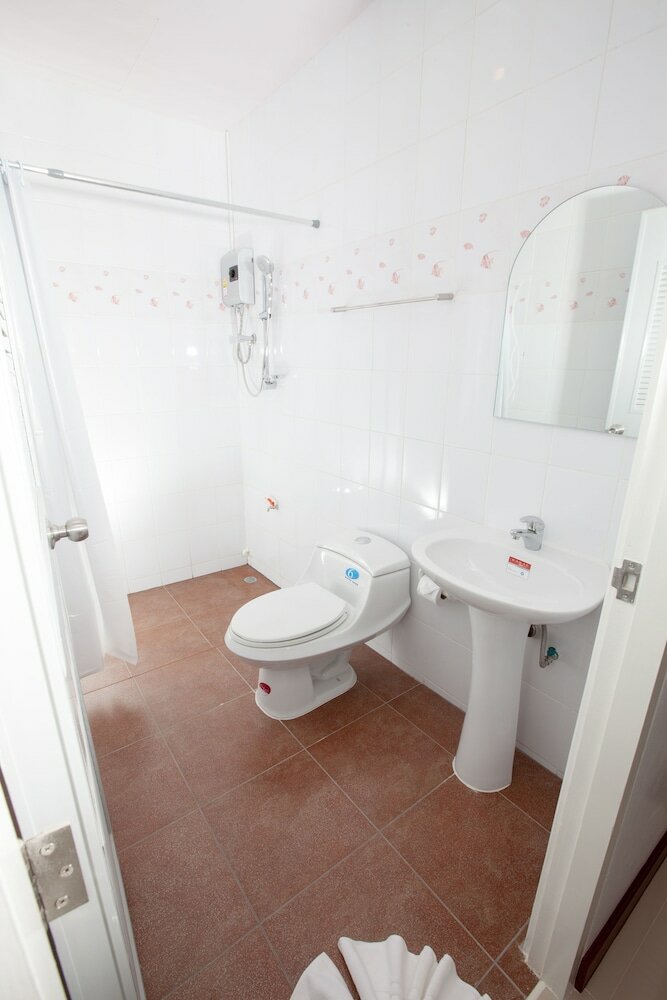 Фото The BluEco Hotel