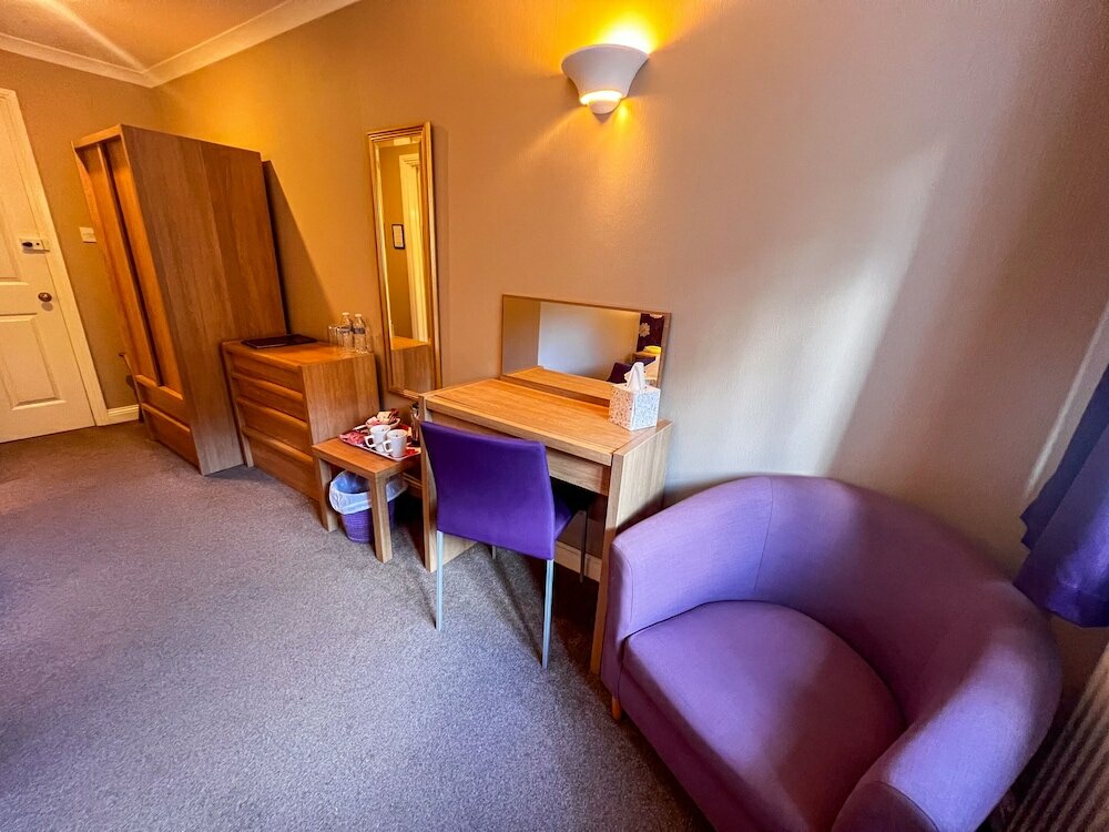Фото Gwesty Minffordd Hotel