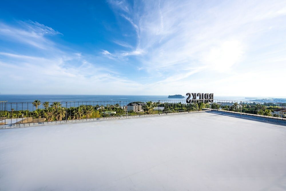 Фото Jeju Bricks