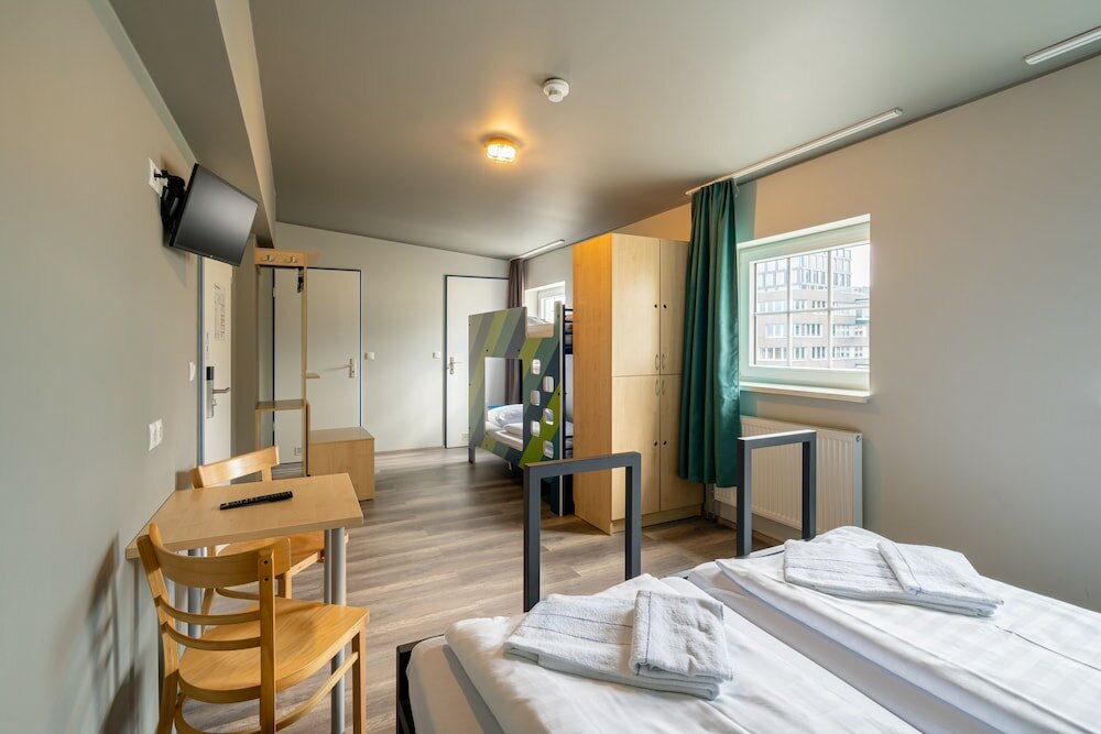 Фото A&o Salzburg Hauptbahnhof