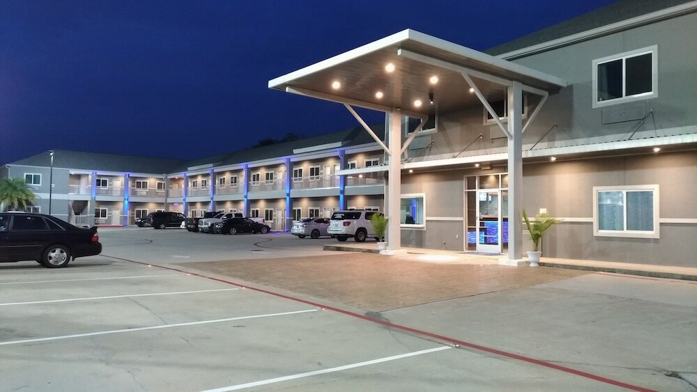 Фото Haven Inn & Suites Downtown Houston