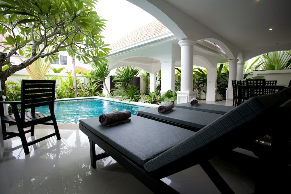 Фото Palm Grove Resort