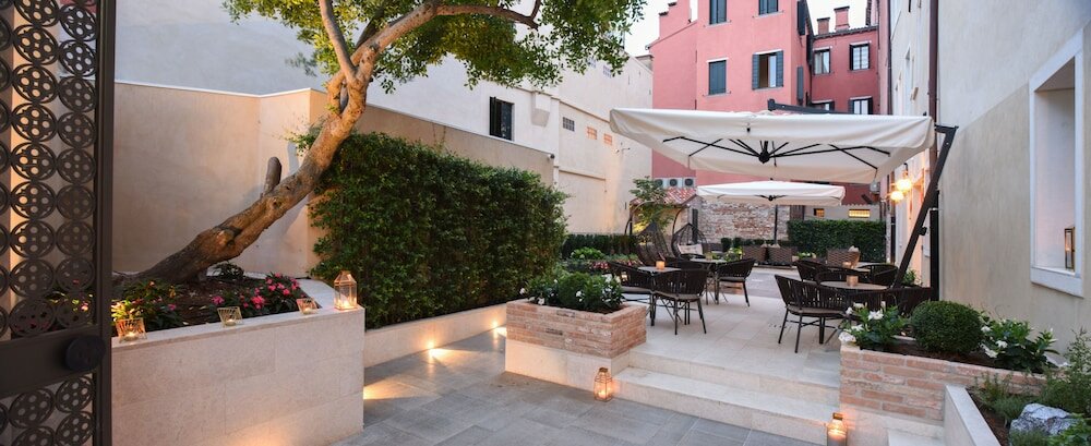 Фото Santa Croce Boutique Hotel
