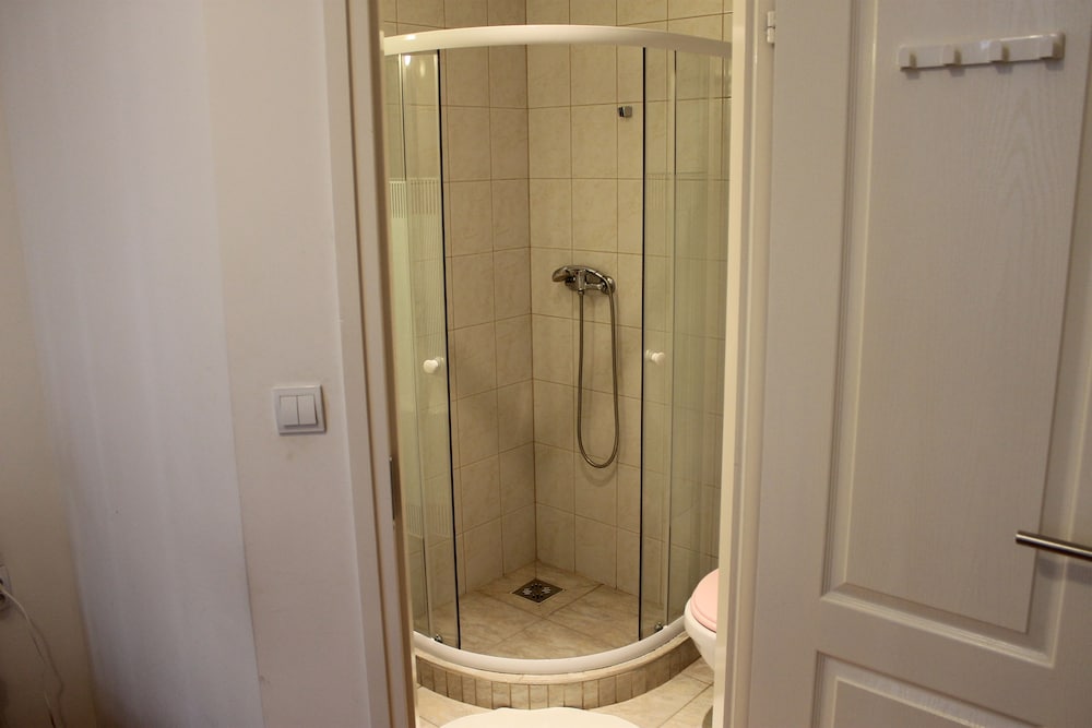 Фото Omega Guesthouse Budapest