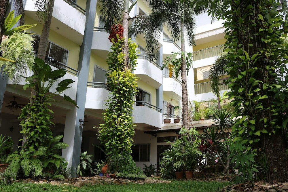 Фото The Greenery Hotel