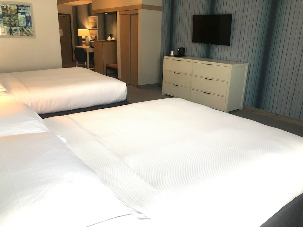 Фото SunCoast Park Hotel Anaheim, Tapestry Collection by Hilton