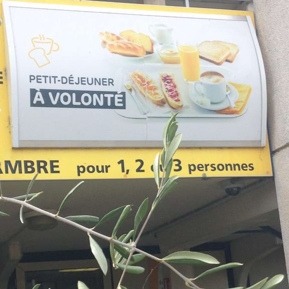 Фото Hotel Première Classe Salon De Provence