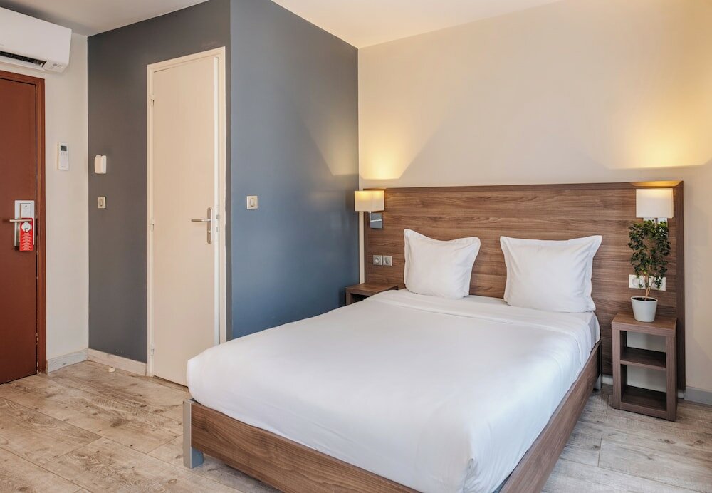 Фото Hotel La Perle Montparnasse