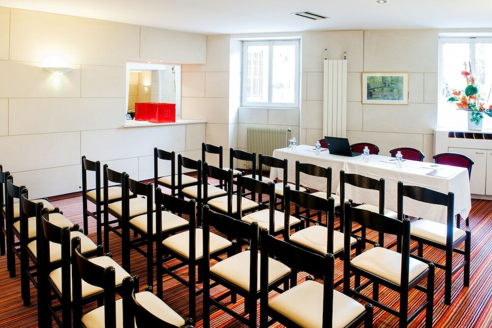 Фото Hôtel Continental