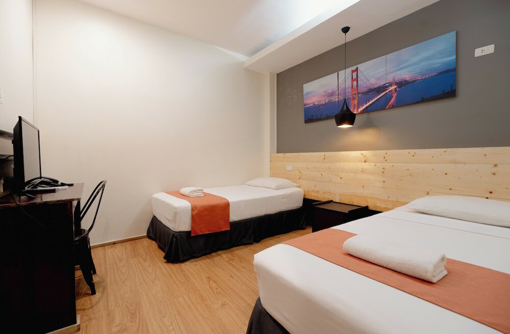 Фото Aliria Bed and Breakfast