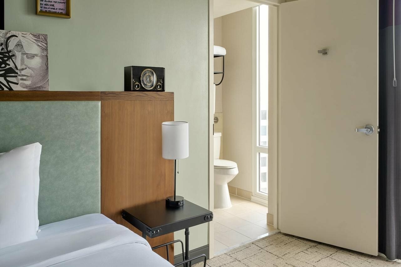 Фото Generator Dublin