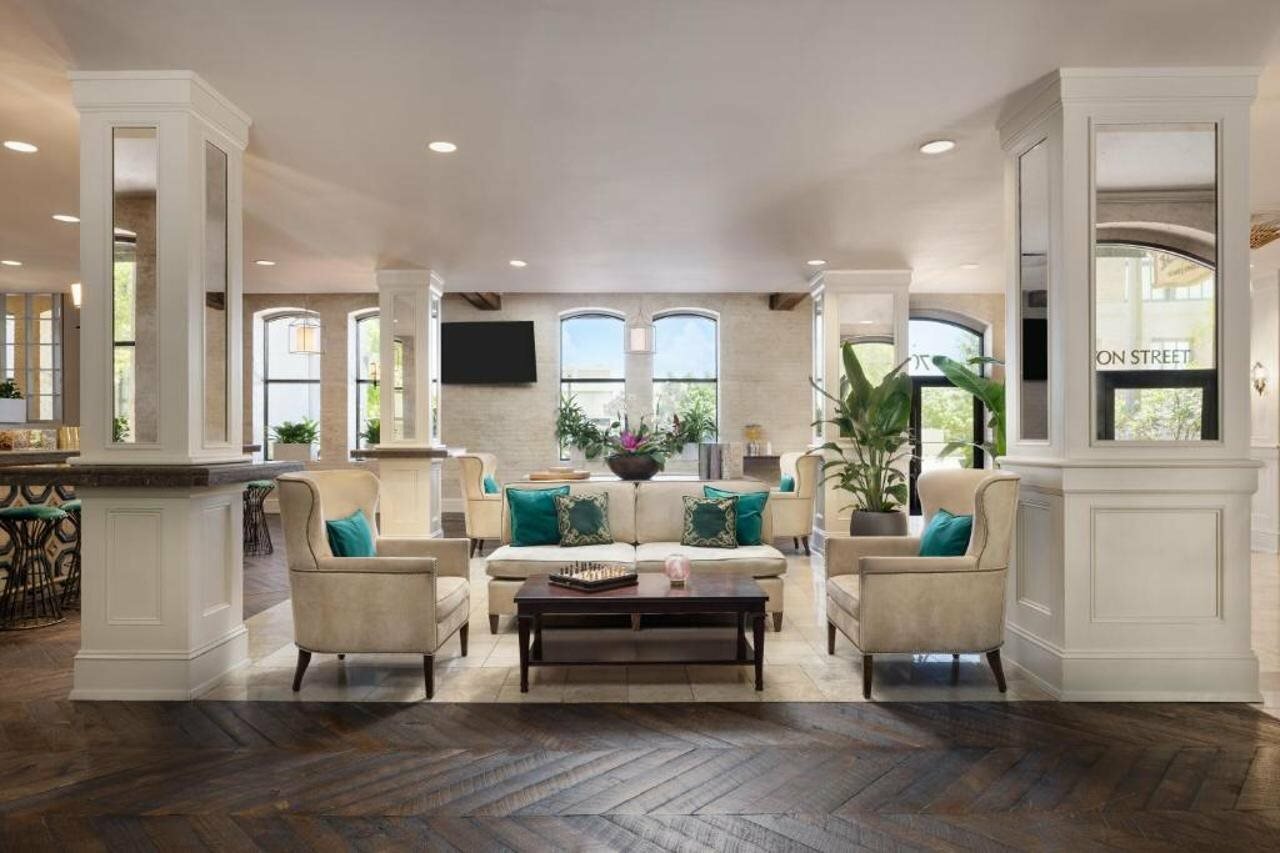 Фото Omni Riverfront Hotel