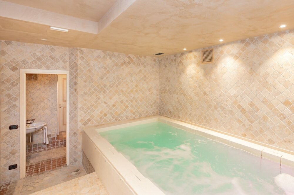 Фото Hotel Adler Cavalieri