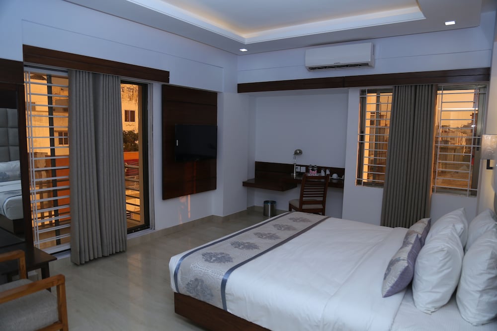 Фото White Palace Hotel