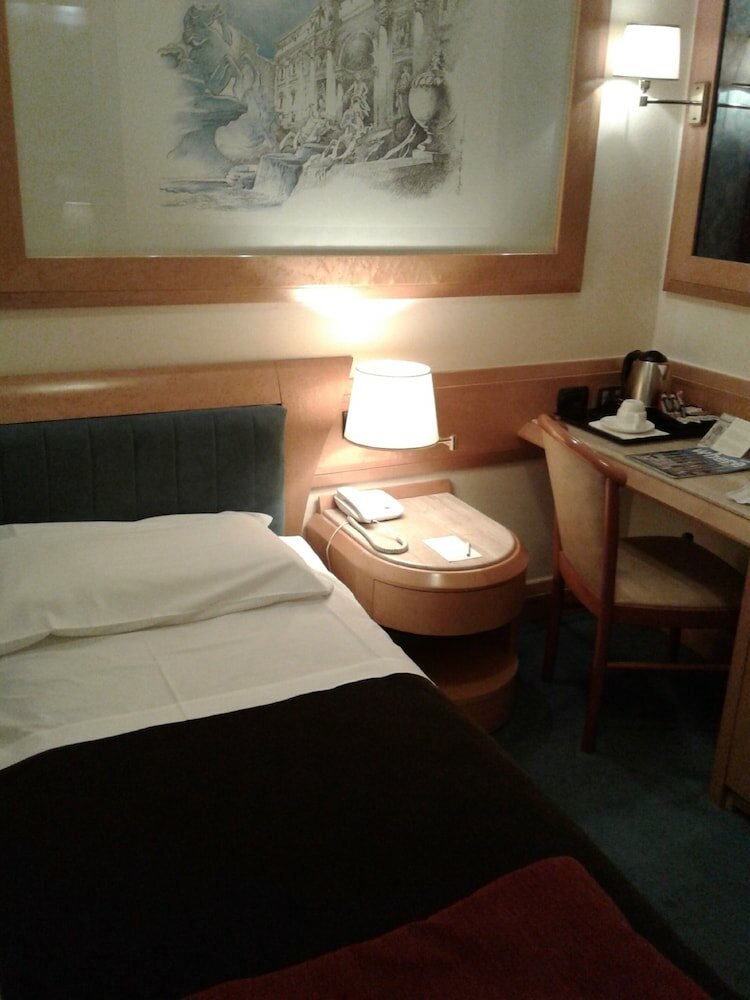 Фото Hotel White