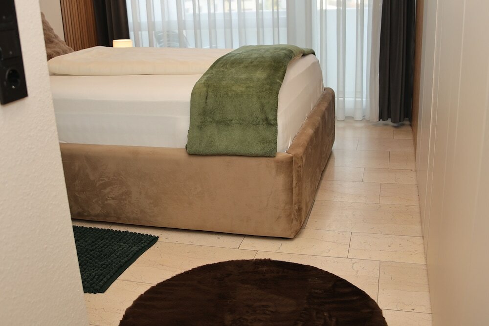 Фото Отель Hafez Bad Salzuflen