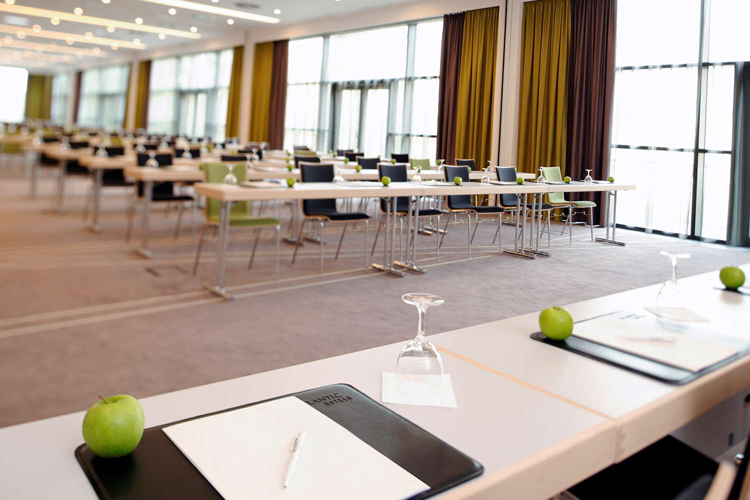 Фото Atlantic Congress Hotel Essen
