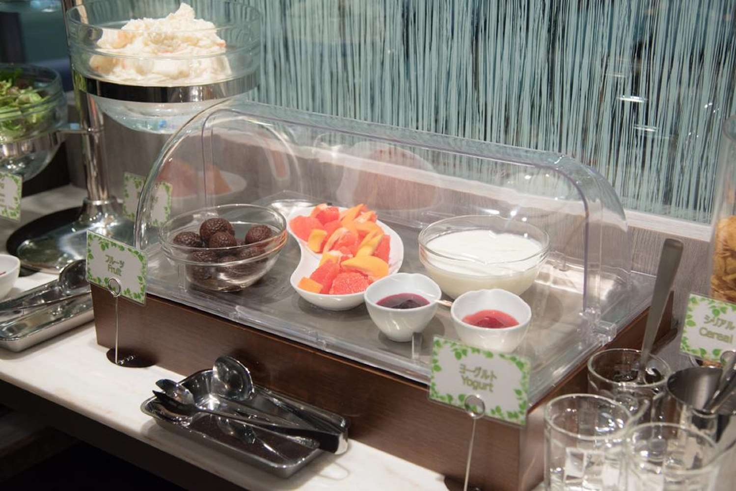 Фото Best Western Osaka Tsukamoto