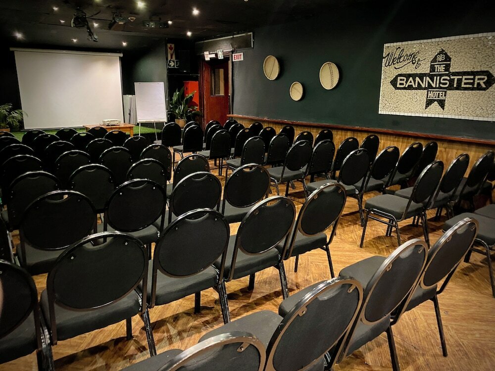 Фото Bannister Hotel