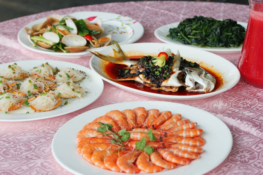 Фото Shengyi Holiday Villa Hotel & Suites Sanya 