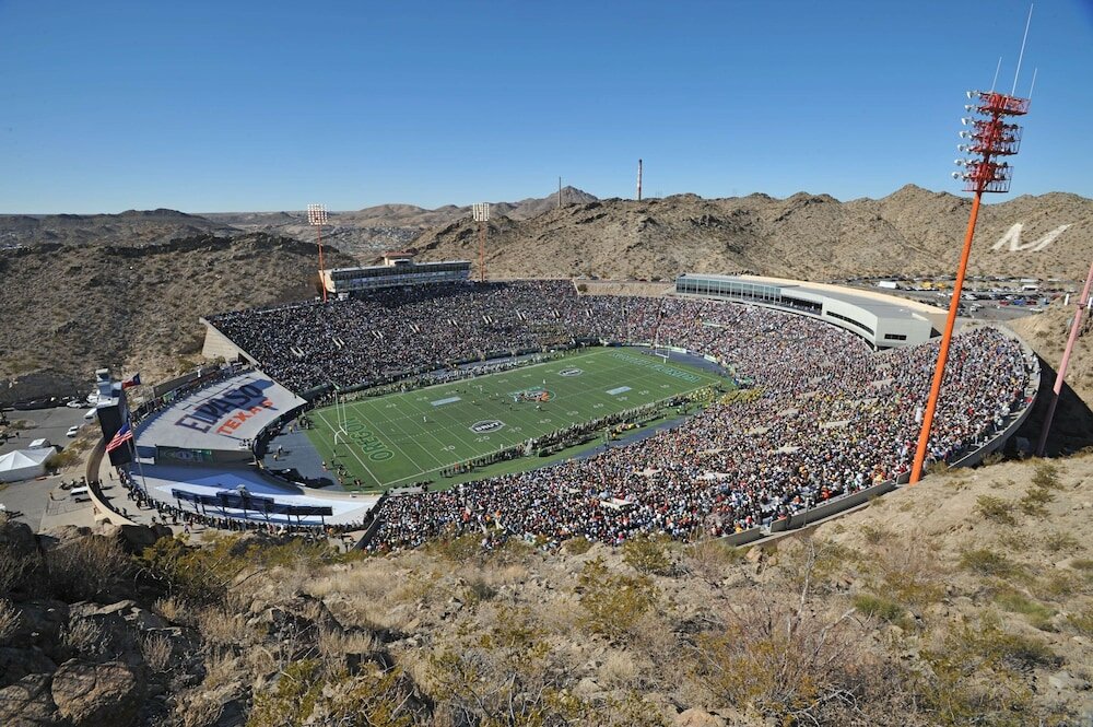 Фото Holiday Inn El Paso Airport