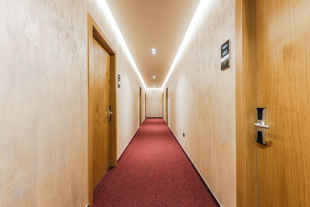 Фото Aragosta Hotel & Restaurant