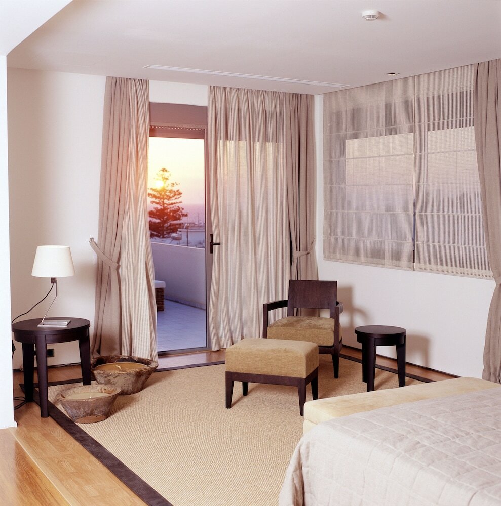 Фото Angela Downtown Hotel